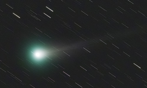 2013年11月15日に撮影されたラブジョイ彗星