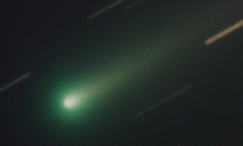 2013年10月28日に撮影されたアイソン彗星