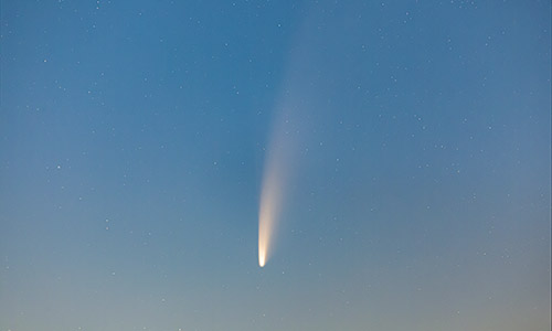 2020年7月10日 02時30分に撮影されたネオワイズ彗星