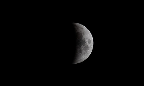 2022年11月8日 部分月食