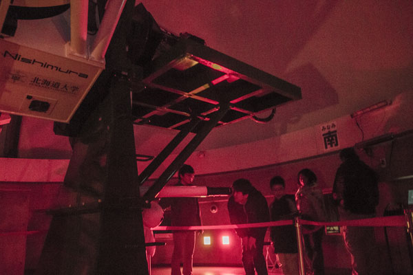 ピリカ望遠鏡での観望の様子