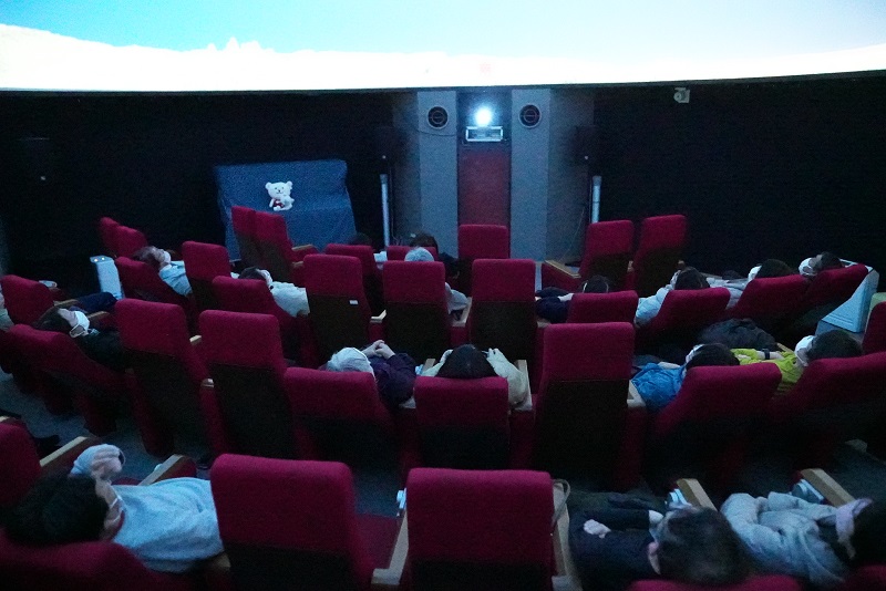 作品投影中の様子