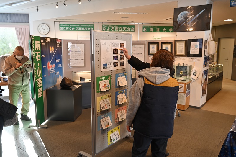 作品投影中の様子